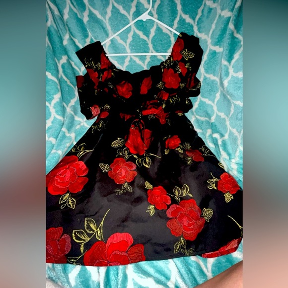 Flower dress - Picture 1 of 1